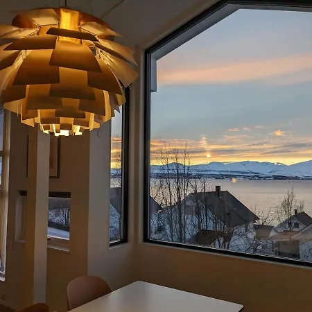 빌라 Upnorth, Panoramic View And Jacuzzi