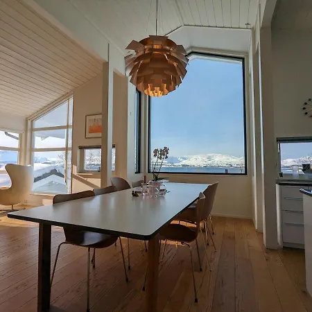 빌라 Upnorth, Panoramic View And Jacuzzi *