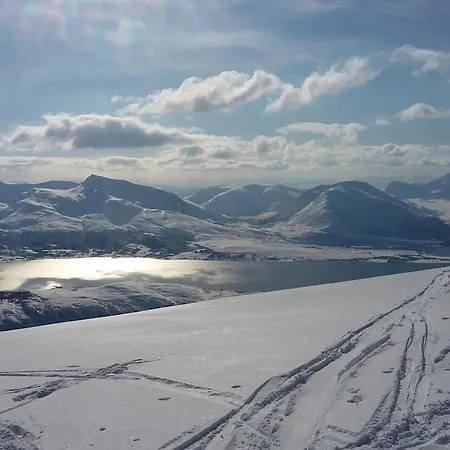 빌라 Upnorth, Panoramic View And Jacuzzi *
