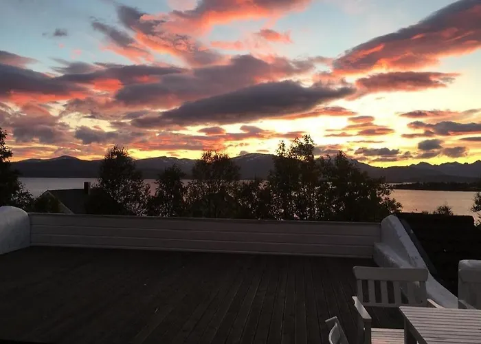 Upnorth, Panoramic View And Jacuzzi 别墅 特罗姆瑟